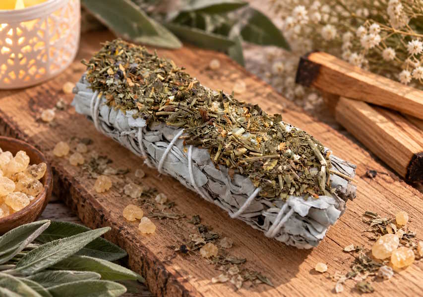 Atadillo Salvia blanca Copal y Ruda